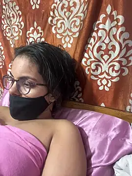 Snapshot of Sandhya_77 chatting on June 3, 2:33 pm Sandhya 77 online show from June 3, 2:33 pm