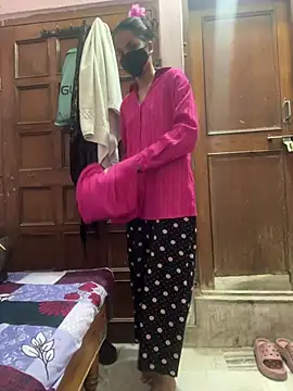 Snapshot of Sandhya_77 chatting on June 25, 4:23 am Sandhya 77 online show from June 25, 4:23 am