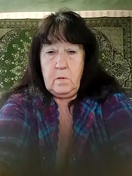 CrystalLime6411 online show from October 6, 4:54 am