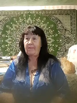 CrystalLime6411 online show from October 31, 9:27 pm