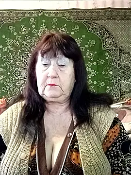 CrystalLime6411 online show from January 15, 11:48 am