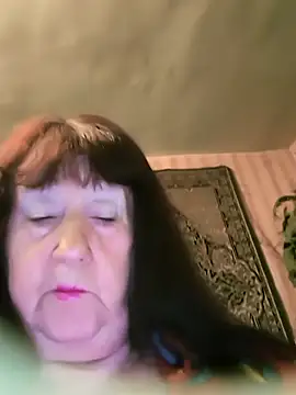 CrystalLime6411 online show from April 28, 4:45 pm