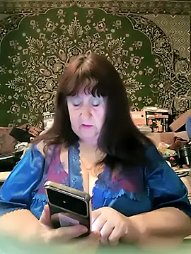 CrystalLime6411 online show from May 6, 4:01 pm