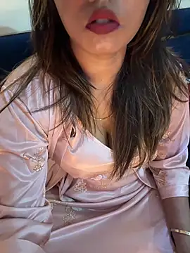 sexy-sukriti online show from April 1, 2:25 pm