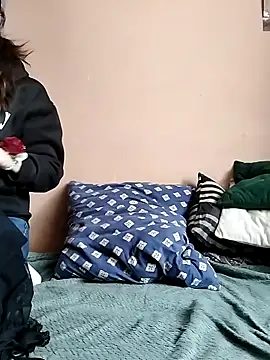 HardCouple33 online show from February 16, 7:59 am