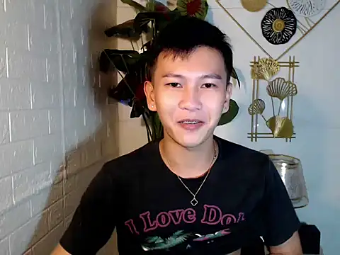 RalfAsian25 online show from May 13, 6:00 am
