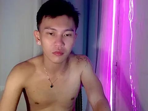 RalfAsian25 online show from May 15, 8:32 am
