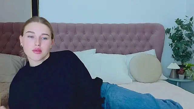 Snapshot of Violeta_blush chatting on September 26, 5:55 am Violeta blush online show from September 26, 5:55 am