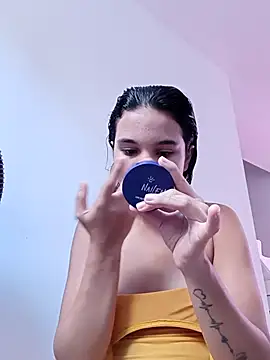 Little-Pussy-Sweet online show from February 5, 7:18 pm