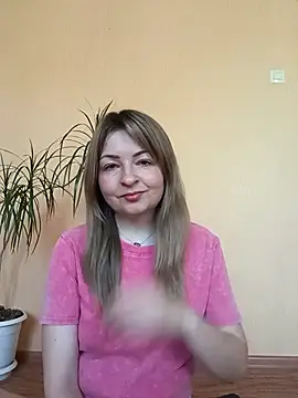 Kate2891 online show from May 12, 5:04 am
