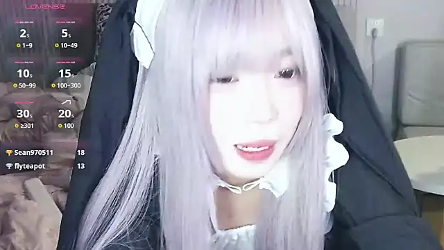 Snapshot of a5l2e0x chatting on October 20, 1:33 pm a5l2e0x online show from October 20, 1:33 pm