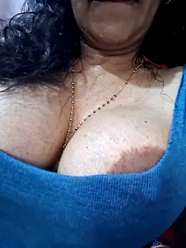 floresblancas online show from February 4, 10:26 pm