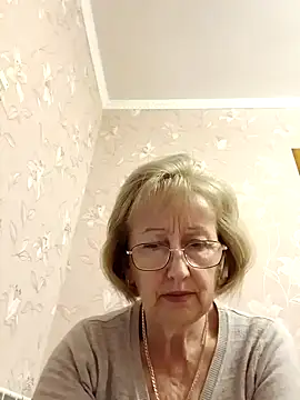 AlikaSwan5821 online show from September 26, 12:09 pm