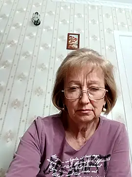 AlikaSwan5821 online show from September 29, 1:16 pm