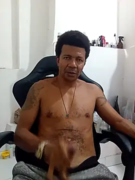 moreno25centimetro online show from January 19, 1:04 pm