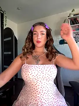 MikssMolly online show from October 14, 6:47 am