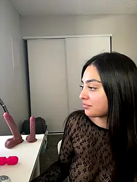 teasemebabe69 online show from September 24, 6:11 pm