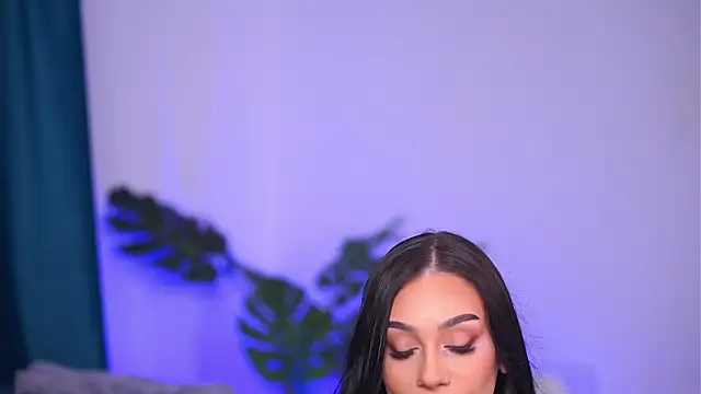 NinaSolenne online show from February 3, 8:14 pm