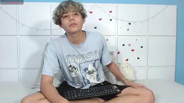 NathanBell online show from September 26, 12:03 am