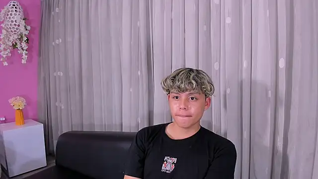 NathanBell online show from October 22, 8:03 am