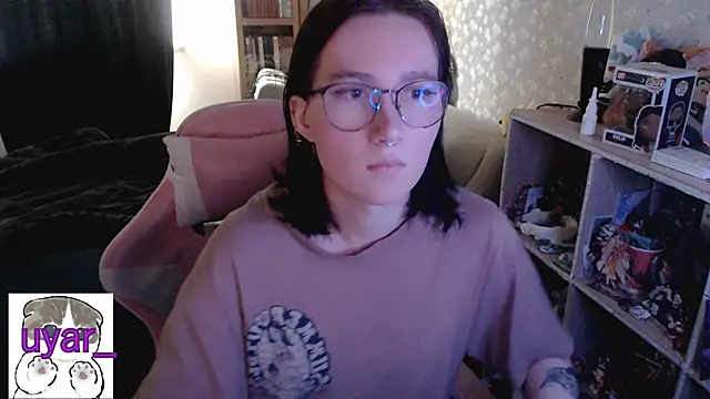 Snapshot of s_cara chatting on September 14, 9:30 am s cara online show from September 14, 9:30 am