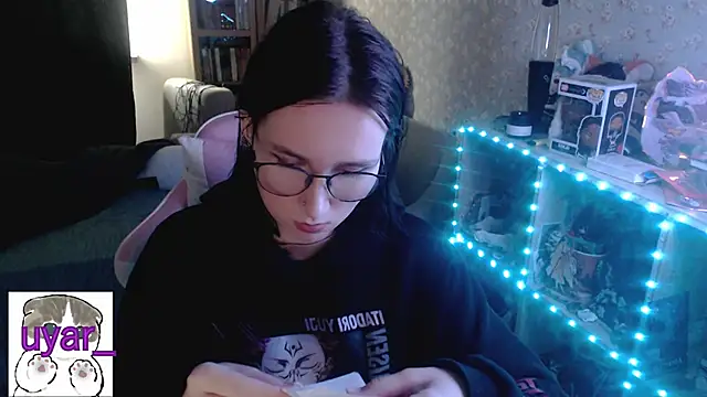 Snapshot of s_cara chatting on September 15, 1:11 pm s cara online show from September 15, 1:11 pm