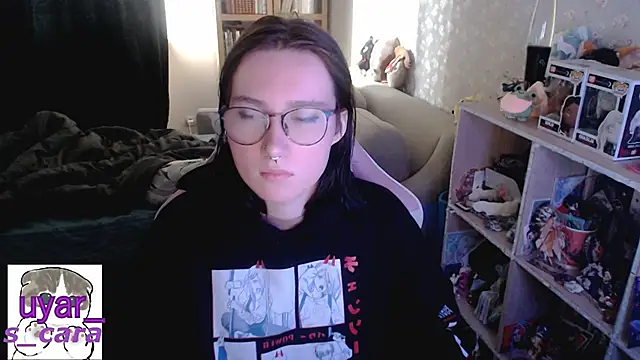 Snapshot of s_cara chatting on September 25, 9:02 am s cara online show from September 25, 9:02 am