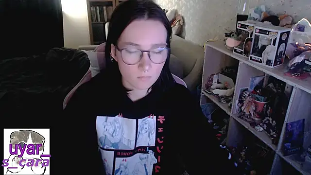 Snapshot of s_cara chatting on September 26, 11:14 am s cara online show from September 26, 11:14 am