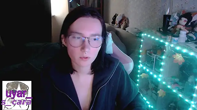 Snapshot of s_cara chatting on October 12, 12:04 pm s cara online show from October 12, 12:04 pm