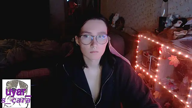 Snapshot of s_cara chatting on October 18, 7:25 pm s cara online show from October 18, 7:25 pm