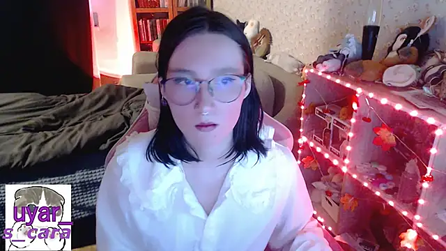 Snapshot of s_cara chatting on October 27, 1:15 pm s cara online show from October 27, 1:15 pm