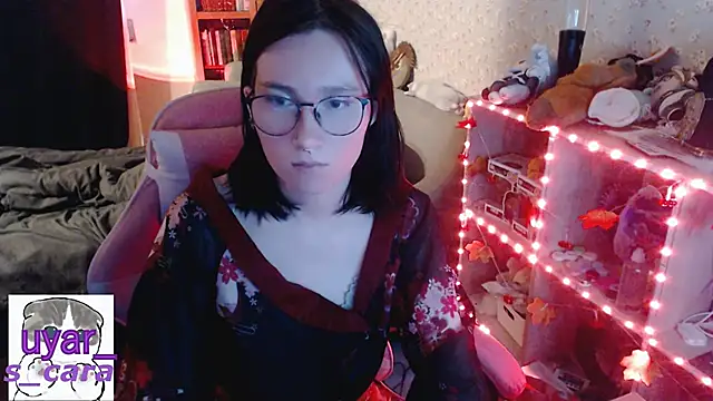 Snapshot of s_cara chatting on November 1, 1:02 pm s cara online show from November 1, 1:02 pm