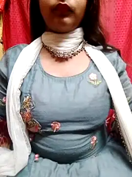 Babe Doll04 online show from November 18, 6:45 pm