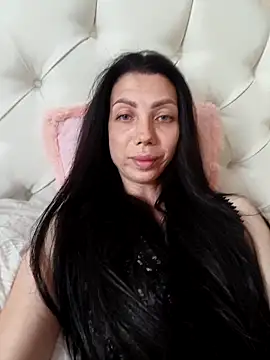 Snapshot of Princessa99885 chatting on July 1, 1:13 pm Princessa99885 online show from July 1, 1:13 pm