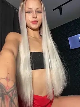 FavoriteKira online show from October 8, 5:21 pm