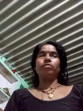 MISS LOVE 001 online show from October 18, 5:03 pm