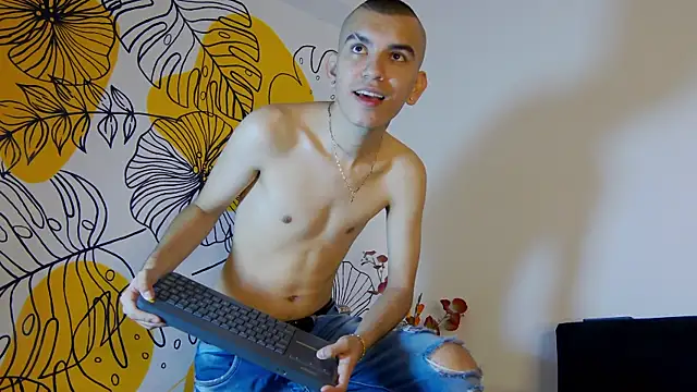 RowanCley online show from October 8, 12:14 pm