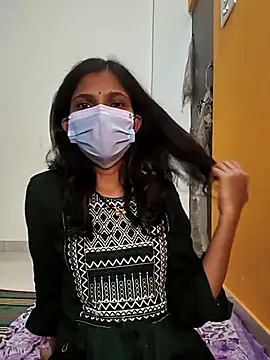 Shivani2002 online show from November 30, 5:06 pm