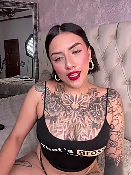 VixenBunnyy online show from September 13, 7:30 am