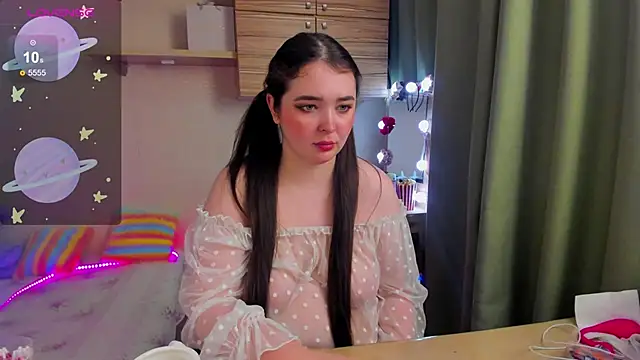 Alice next door online show from January 13, 2:44 pm