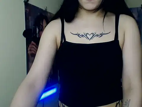 Em7MaA online show from February 6, 7:12 am