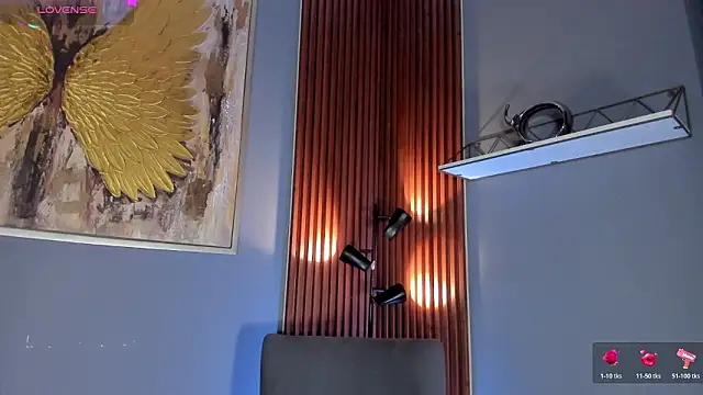 Snapshot of cinnia_ chatting on March 16, 11:03 am cinnia online show from March 16, 11:03 am