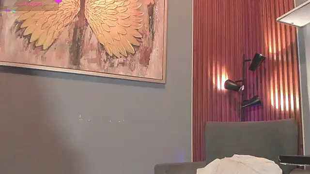 Snapshot of cinnia_ chatting on March 21, 11:37 am cinnia online show from March 21, 11:37 am