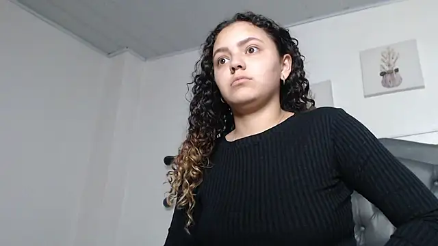 Giia Monroe online show from January 12, 2:00 pm