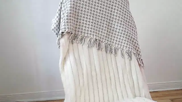 SparklingSoleil online show from October 3, 8:06 pm