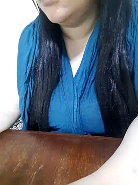 Snapshot of Madam-bezoul- chatting on September 27, 7:13 am Madam-bezoul- online show from September 27, 7:13 am