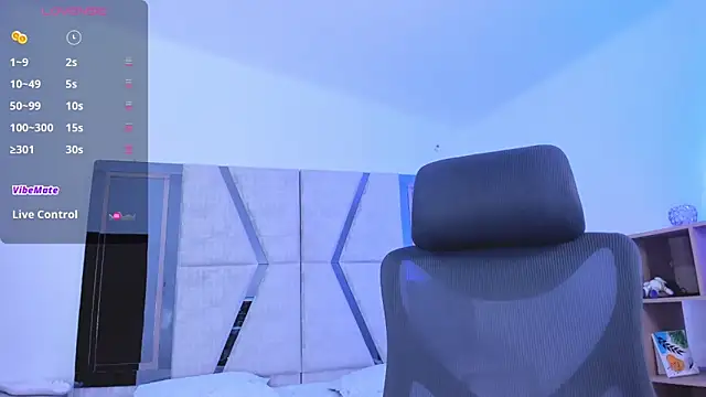 Snapshot of MadisonSky_ chatting on September 14, 1:21 pm MadisonSky online show from September 14, 1:21 pm