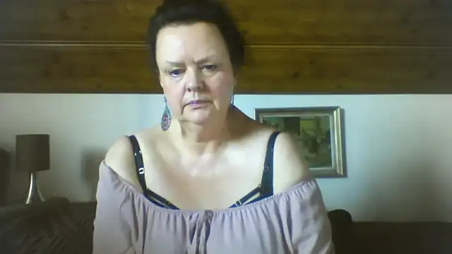 TiffanyMature online show from September 16, 8:26 am