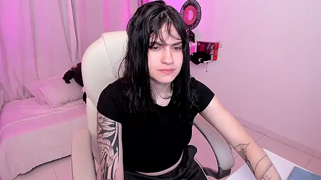 Snapshot of kurito_ chatting on October 5, 4:44 am kurito  online show from October 5, 4:44 am