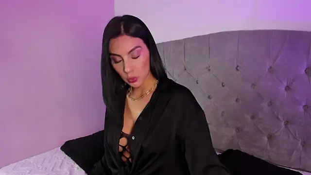 BianncaRibeiro online show from March 11, 9:10 pm